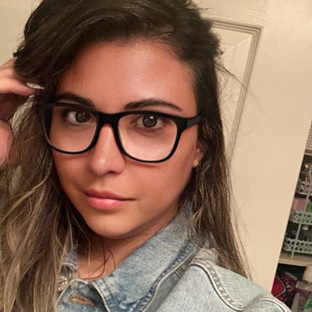 Meet your Posher, Giannina